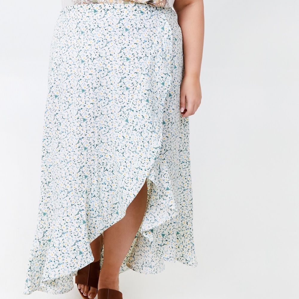 Arula skirt. New with tags